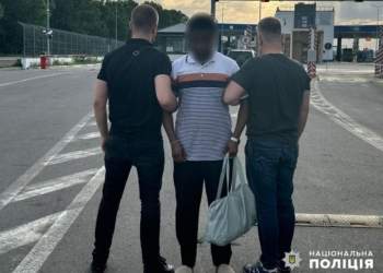 Житель Одещини запропонував хабар контррозвідникам СБУ, щоб позбавитись конкурента у любовному трикутнику