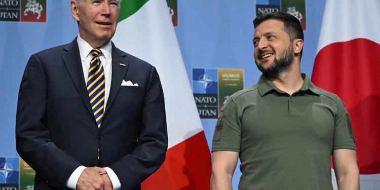 Виглядає, як змова з Путіним. США проти незворотнього формулювання перспектив України щодо вступу в НАТО