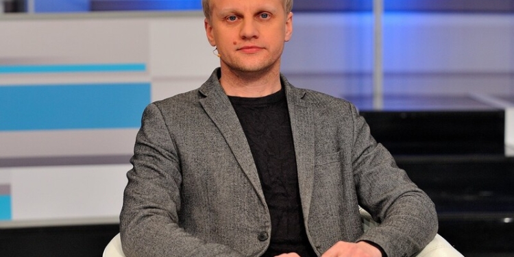 Антикорупціонеру Шабуніну готують підозру за неявку на військову службу, повідомили ЗМІ. Він відповів 