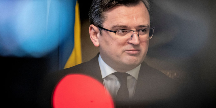 “Відкиньте свою інтелектуальну зарозумілість і послухайте простих людей з України”, – Кулеба дав відверте інтерв’ю про РФ, Китай і Трампа