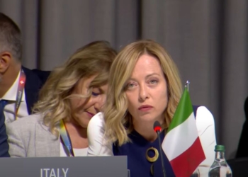 “Якщо Росія не погодиться, ми змусимо її здатися”, – Мелоні на саміті миру (ВІДЕО)