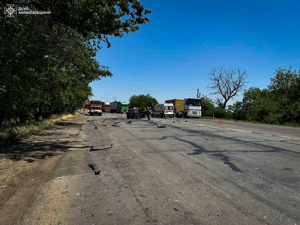 В Миколаєві на віїзді з Весняного сталася ДТП (ФОТО) 2