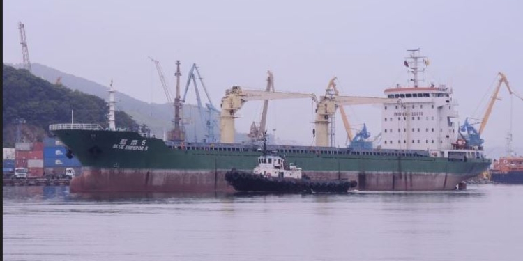 Хусити атакували українське судно Verbena двома протикорабельними крилатими ракетами в Аденській затоці