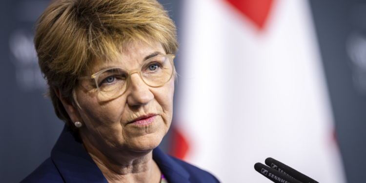 Якщо Путін приїде в Швейцарію на саміт миру, його не заарештують за ордером Міжнародного суду