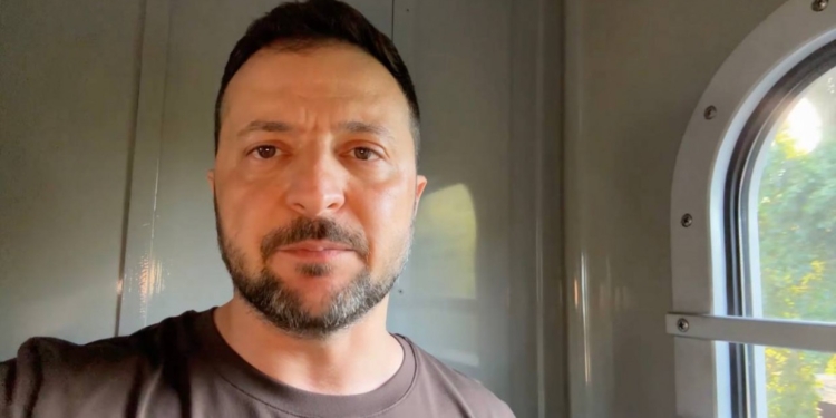 «Розуміємо, як поступово заповнюватиметься дефіцит електрики, урядовці мають чіткі завдання» – звернення Зеленського (ВІДЕО)