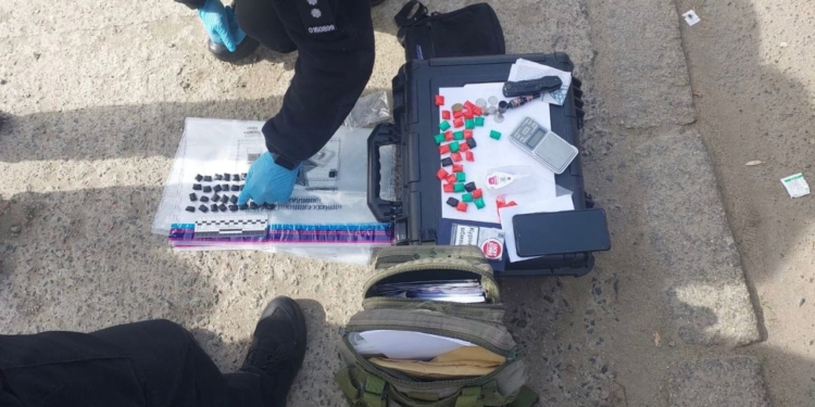 Організували схему збуту психотропів та наркозілля на території Миколаєва: судитимуть організовану групу «закладників»