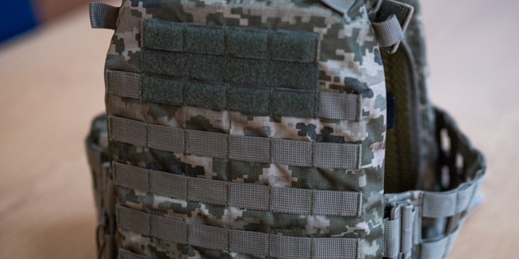 Міноборони тестує полегшену модель бронежилета (ФОТО)