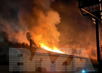 У Курській області після атаки дронів загорівся завод низьковольтної апаратури (ВІДЕО)