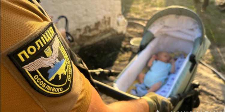 Транссексуал викрав дитину з перинатального центру на Полтавщині. Шукали 3 дні (ФОТО)