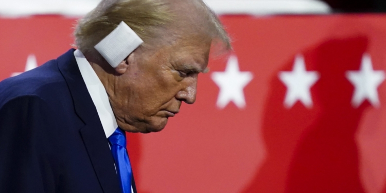 От куля пролетіла і ага. 3D-візуалізація моменту стрільби в Трампа (ВІДЕО)