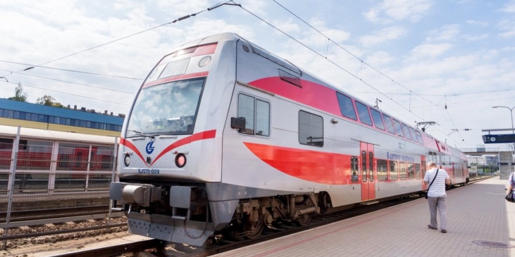 З осені у Литві на залізничних вокзалах більше не буде кас