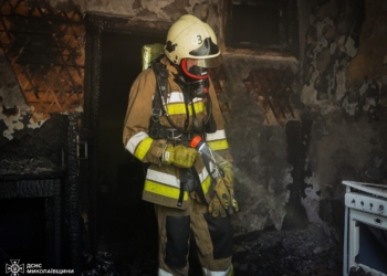 Вчора у Миколаєві гасили пожежі в житлі та трьох торгівельних кіосків (ФОТО)