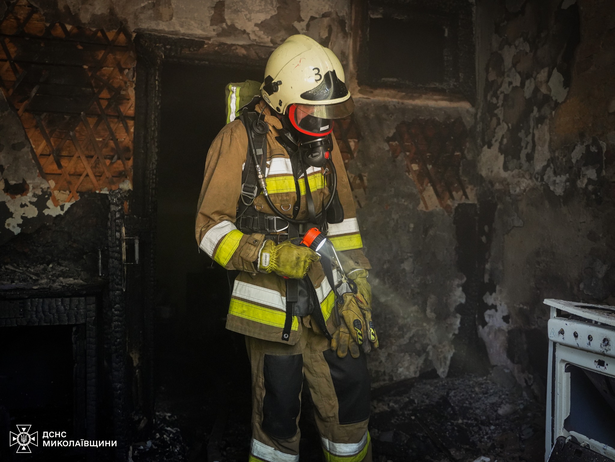 Вчора у Миколаєві гасили пожежі в житлі та трьох торгівельних кіосків (ФОТО)