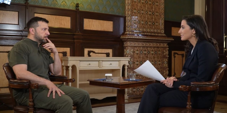 “Єрмак — потужний менеджер, він робить те, що кажу йому я”, – Зеленський про узурпацію влади (ВІДЕО)