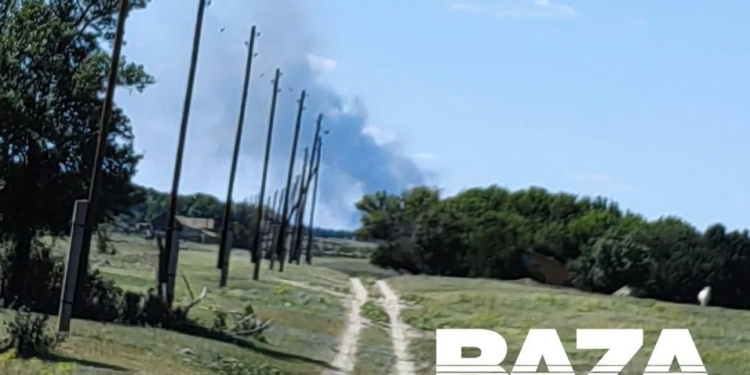 Самоліквідувався. Під Волгоградом упав бомбардувальник Су-34 (ФОТО)