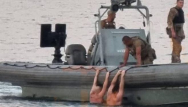 В Одесі знову людей віднесло у море, і знову рятували військові (ФОТО)