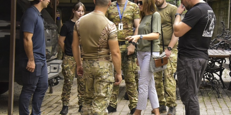 Миколаївські поліцейські-вибухотехніки пройшли навчання щодо саморобних вибухових пристроїв в Угорщині (ФОТО)