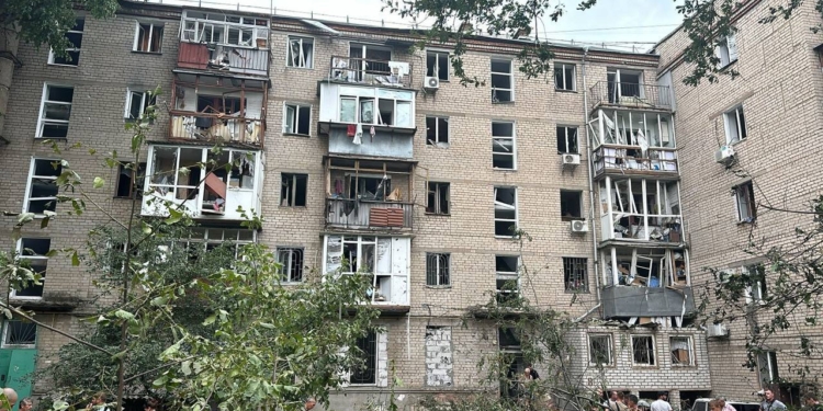 Зеленський відреагував на ракетний удар по Миколаєву (ФОТО 18+)