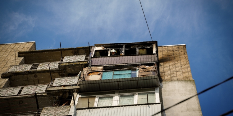 У Миколаєві горіла багатоповерхівка (ФОТО)