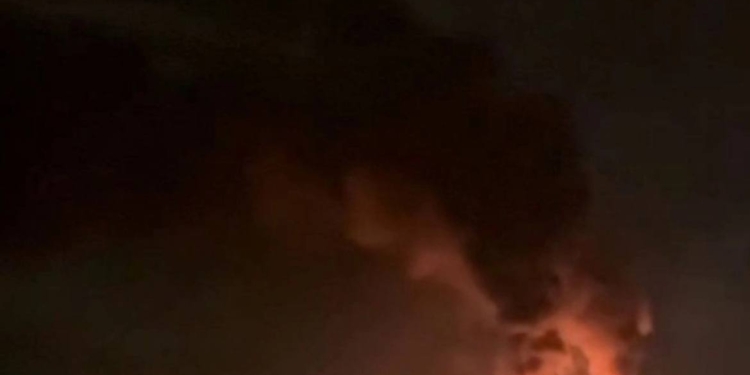 У Курській області горить нафтобаза – її атакували дрони (ФОТО)