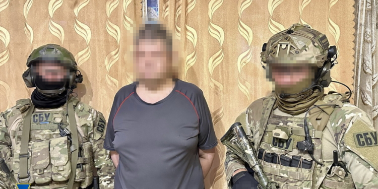 СБУ затримала у Харкові російського шпигуна – він «полював» на секретні документи і не тільки (ФОТО, ВІДЕО)