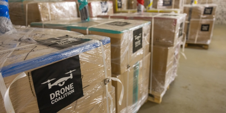 Партія з 500 дронів, закуплених Латвією, – вже на шляху до України (ФОТО)