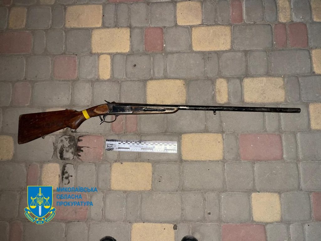 На Миколаївщині чоловік стріляв на подвір’ї будинку сусіда. «Стрілку» загрожує в’язниця (ФОТО) 5