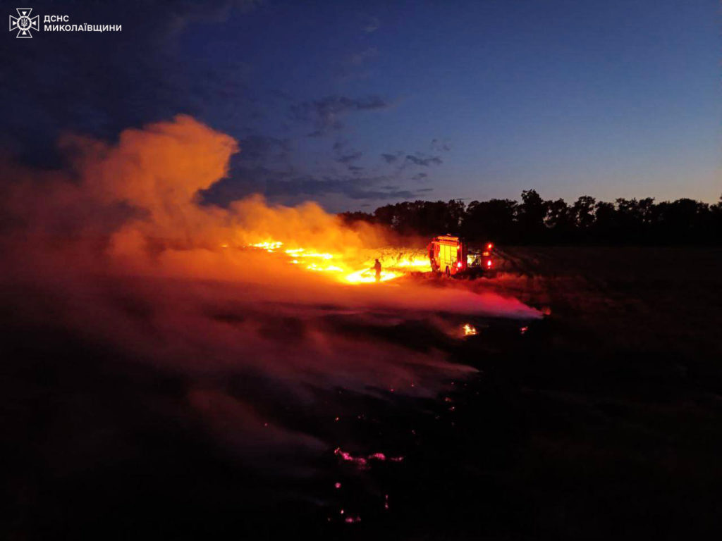 Друга ракета вчора розірвалася у Мішково-Погорілівській громаді (ФОТО) 8