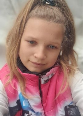 У Миколаєві поліція розшукує неповнолітню дівчину (ФОТО)