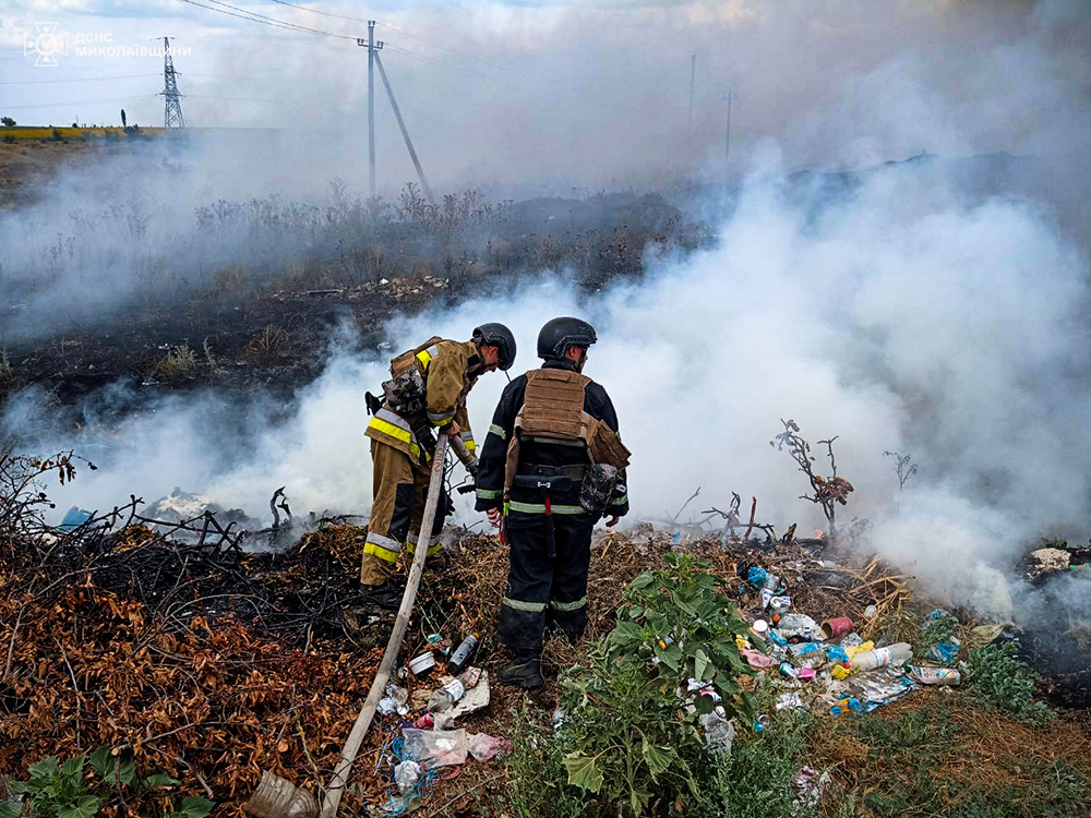 За добу на Миколаївщині гасили автівку та госпспоруди, також вигоріло 26 га відкритих територій (ФОТО) 14