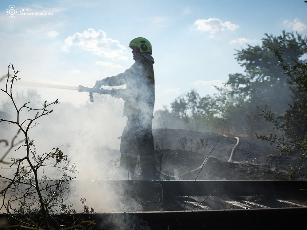 На Миколаївщині за добу було 49 пожеж: вигоріло маже 100 га, на пожежах постраждало 3 людини (ФОТО) 15