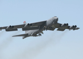 Знакова подія. Бомбардувальники B-52, що перекинули США в Румунію, можуть бути носіями ядерної зброї