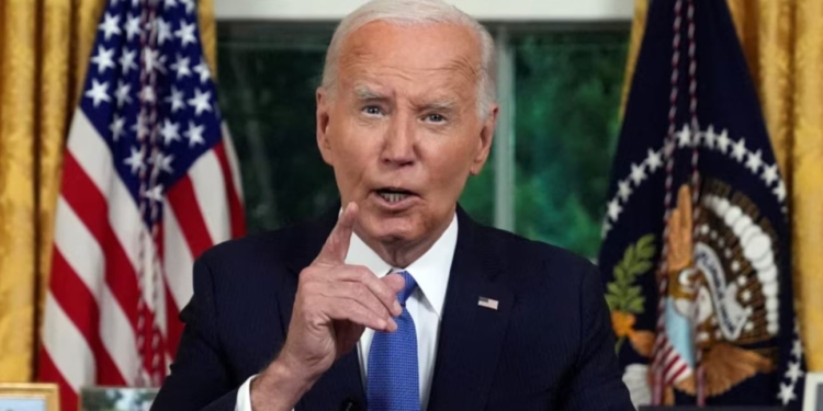 “Захист демократії важливіший, ніж будь-яка посада”, – Байден звернувся до нації (ВІДЕО)