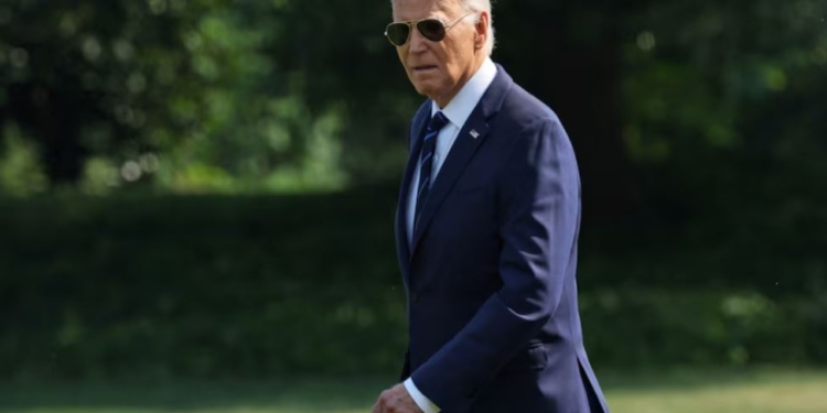 Нудне обличчя по-американськи. Донори перестали давати Байдену гроші на вибори