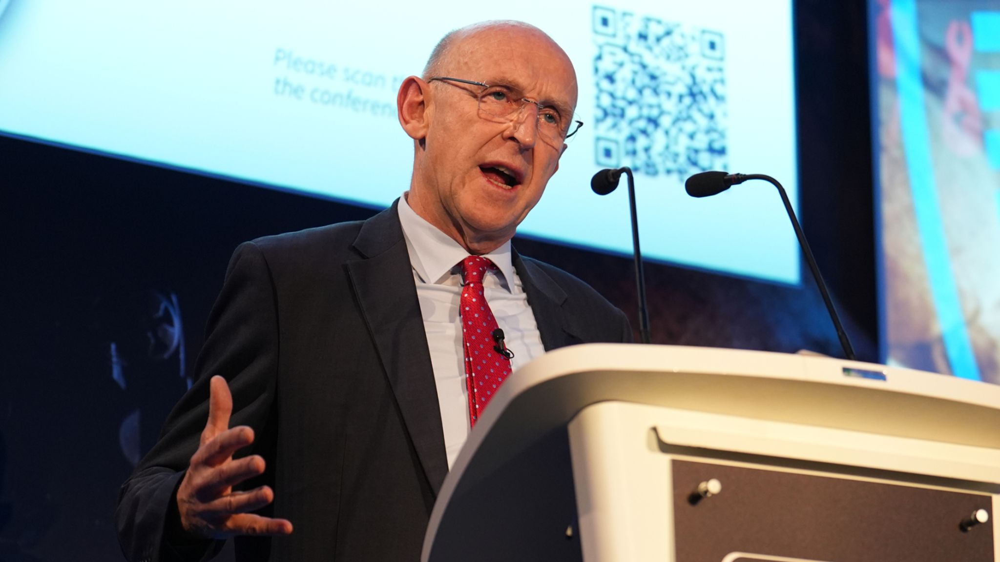 «Все набагато гірше, ніж ми думали», – міністр оборони Британії Джон Гілі про армію країни