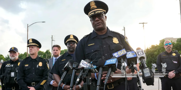 Скандал через з’їзд Республіканської партії. Поліцейські застрелили хулігана, місцеві обурені