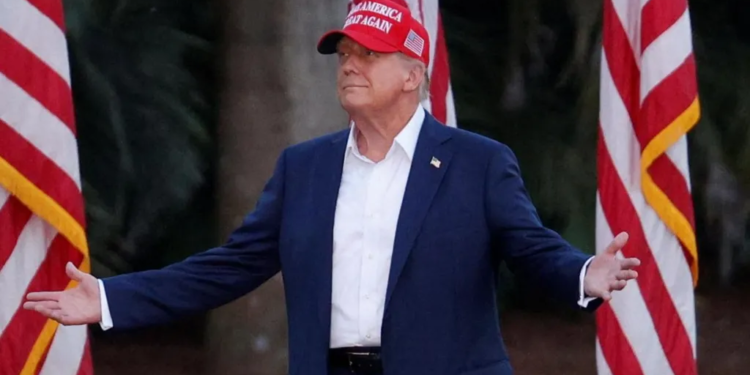 З Трампа перед виборами зняли обмеження на Facebook та Instagram