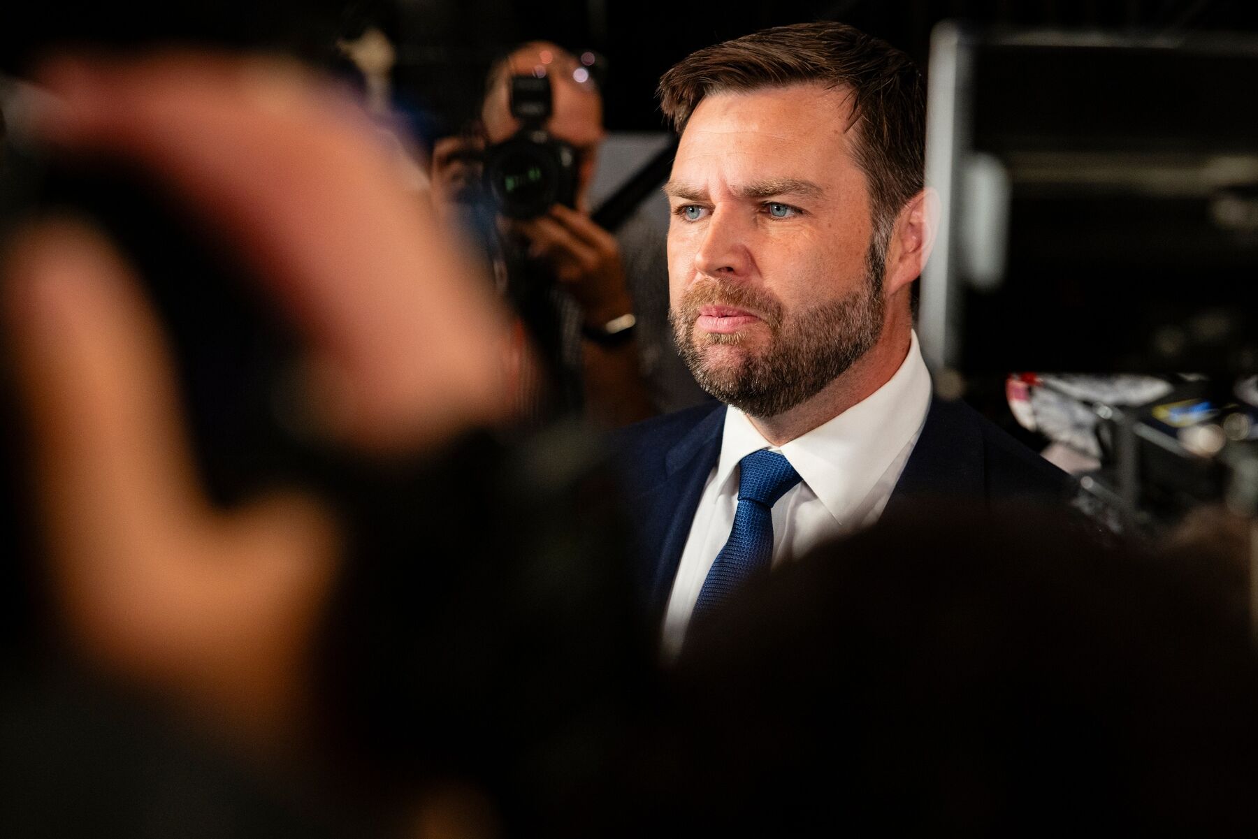 Байден назвав Ді Венса клоном Трампа, а Камала Гарріс викликала його на дебати