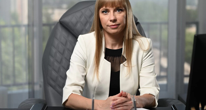 Із фракції “Слуги” вийшла нардепка Юлія Яцик. Чому це скандал