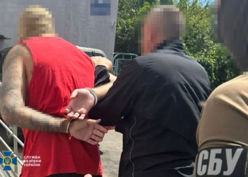 Одеського фітнес-тренера затримали за підпал військових авто у трьох містах України