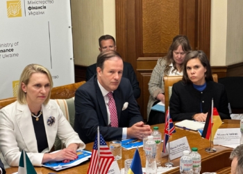Україна заявила послам G7, що планує реформувати митницю, але це “потребує часу, виважених рішень та підтримки”