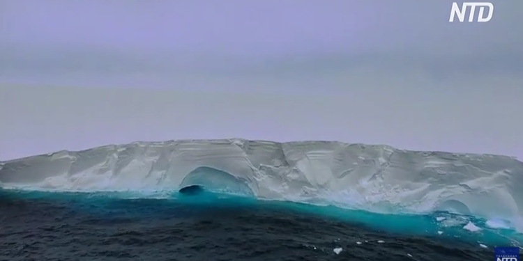 Найбільший в світі айсберг обертається навколо своєї осі – вчені не розуміють, в чому справа (ВІДЕО)