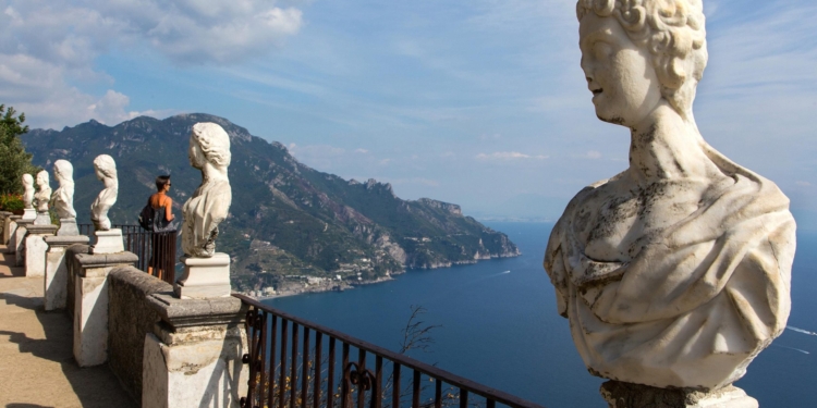 Італія вдвічі підвищила податок для заможних іноземців