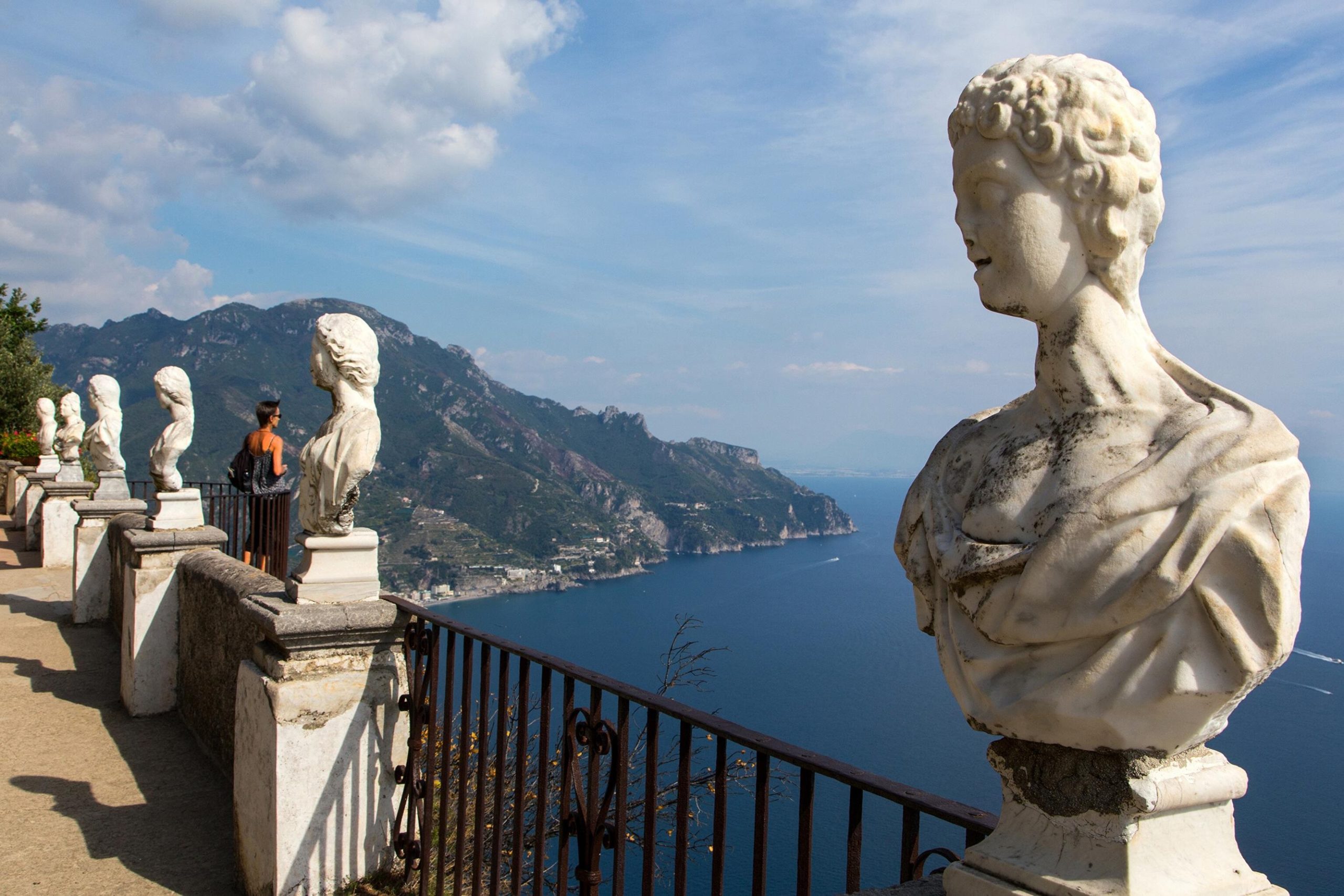 Італія вдвічі підвищила податок для заможних іноземців