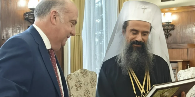 Болгарський патріарх Даниїл поскаржився послу США на утиски УПЦ МП