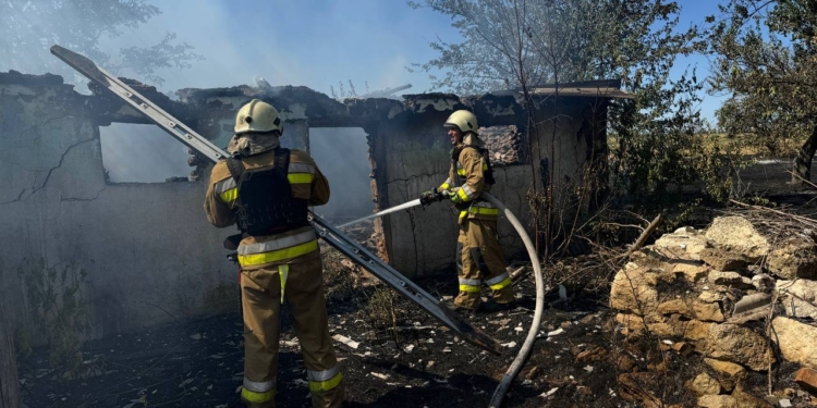На одній із 32 пожеж за добу у Миколаївській області загинуло двоє чоловіків (ФОТО)