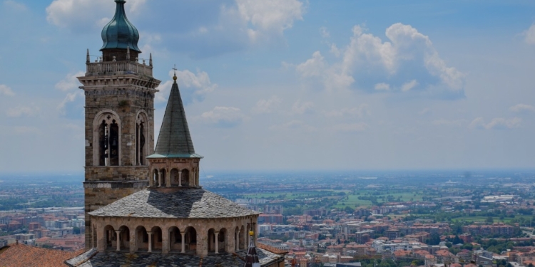 Італійський суд дозволив 57 дітям з дитбудинків Бердянська ще залишитись в Італії