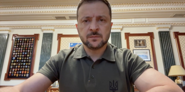 Дати економіці потенціал зростання, – Зеленський обіцяє, що тиску на “білий” бізнес не буде (ВІДЕО)