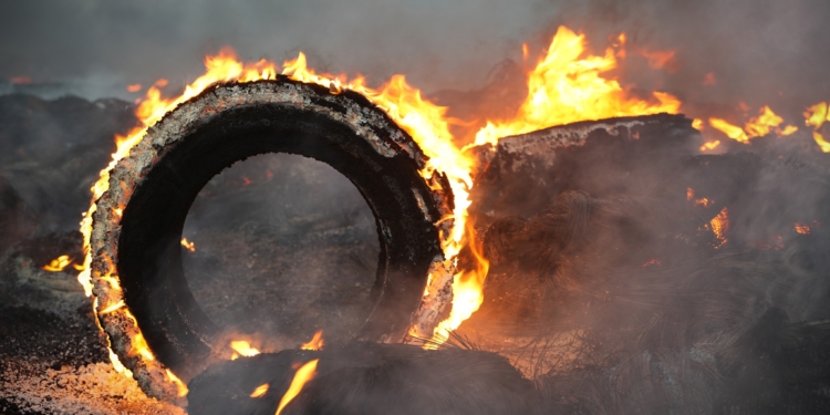 Комбайни, шини і 37,5 га відкритих територій: що вчора вогнеборці гасили на Миколаївщині (ФОТО)