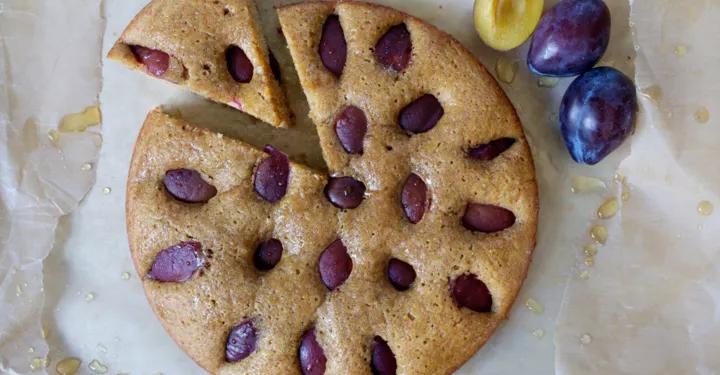 Саме час. Легендарний пиріг зі сливами від The New York Times. І – від Клопотенка